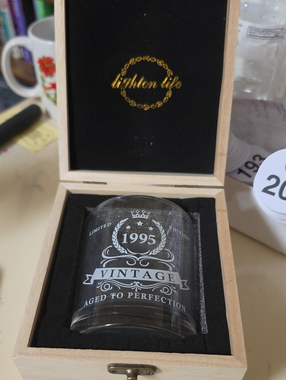 Nwt 1995 Vintage Etched Whiskey Glass in Wooden Gift Box